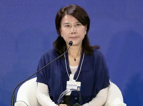 董明珠:企业\挖人\是小偷行为 董明珠:企业\挖人\是小偷行为