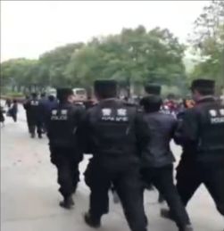 武汉大学发生伤人事件 警方通报(武汉大学发生伤人事件,警方迅速通报) 武汉大学发生伤人事件 警方通报(武汉大学发生伤人事件,警方迅速通报)
