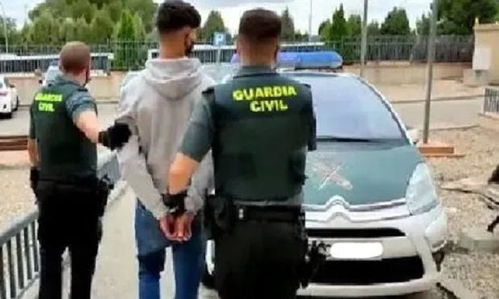 中国警方抓获美籍涉嫌性侵幼女逃犯 中国警方抓获美籍涉嫌性侵幼女逃犯